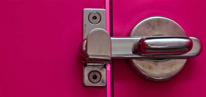Childproof Gate Lock in Imperial, California